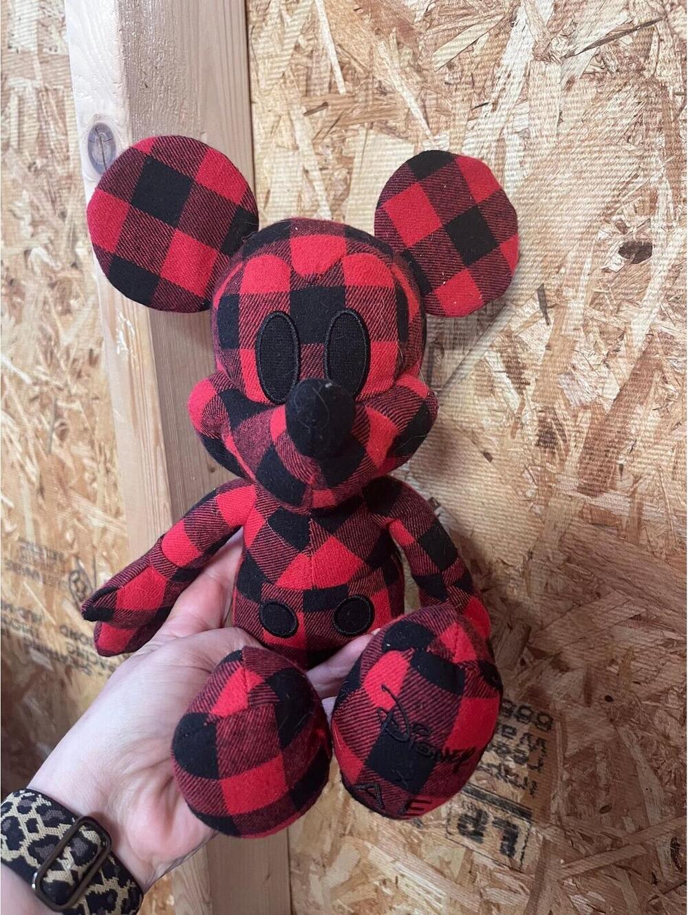 AE Red & Black Mickey - 11